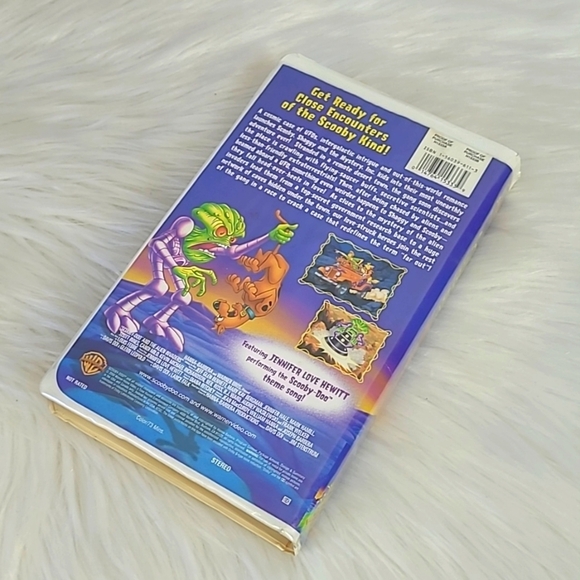 2000 Y2K Scooby-Doo & the Alien Invaders Movie VHS Tape & Clamshell Case - Picture 6 of 16